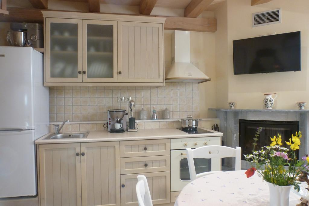 To Petradi Appartement Avgonima Kamer foto